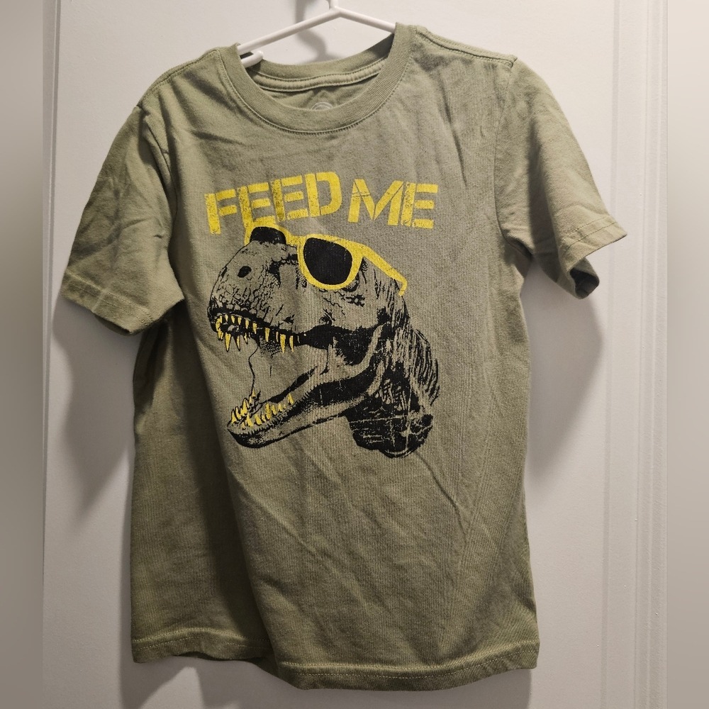 Kid's sz6-7 T-Rex Dinosaur Graphic Tee Shirt Sunglasses Grayish Green  Yellow